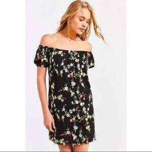 Urban Outfitters Kimchi Blue Floral Embroidered Overlay Shift Dress